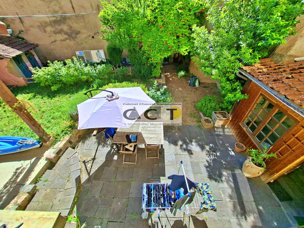 Maison à BILLOM