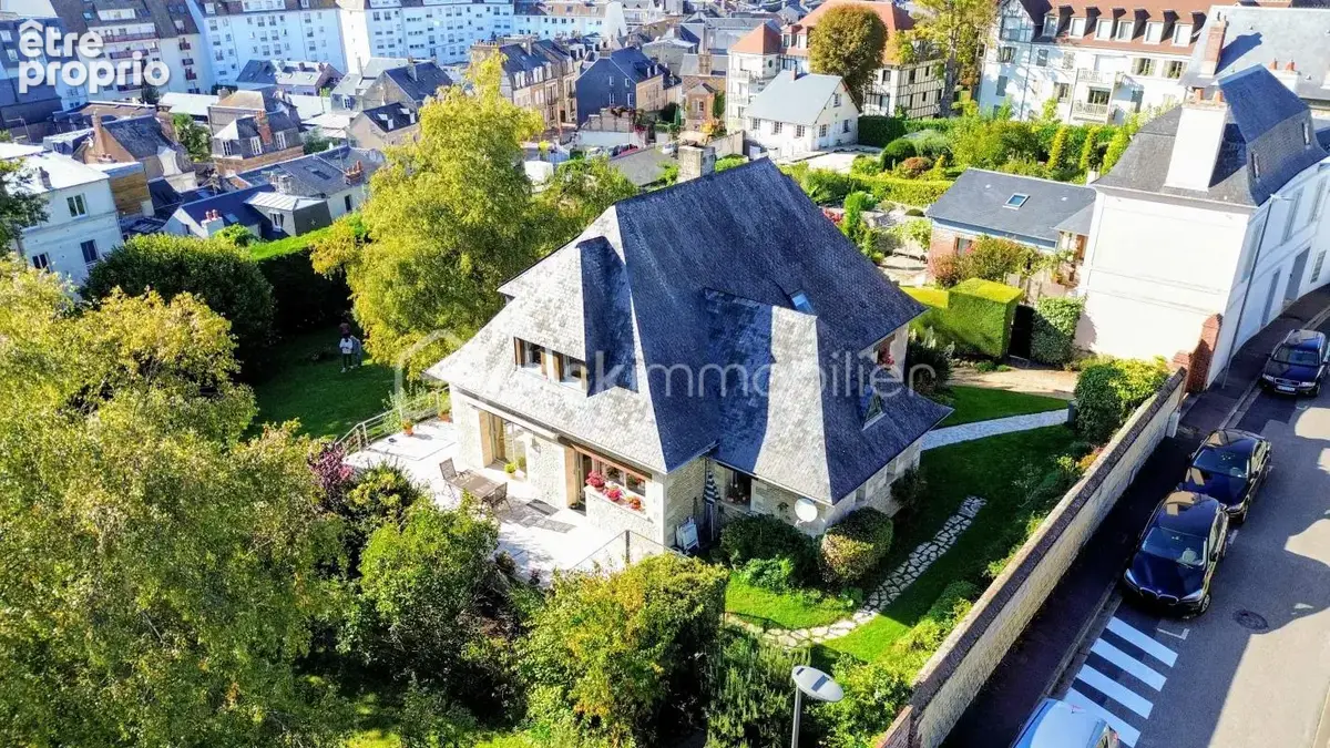Plein centre, maison familiale av 5 ch sous-sol et jardin clos arboré ! - photo 24