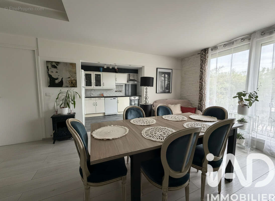 Photo 3 - Maison à TORCY