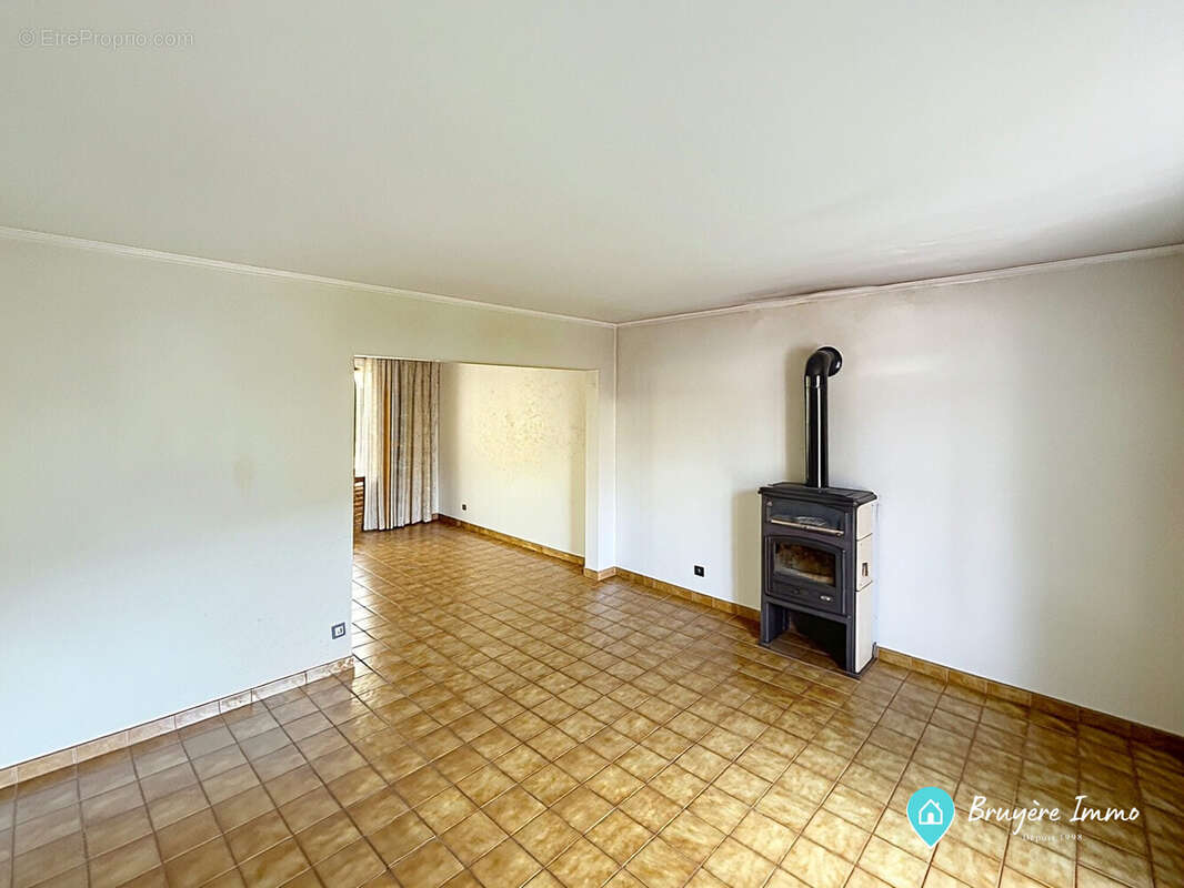 Maison 110 m² à Hirson  - photo 2