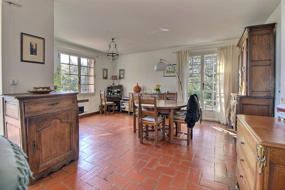 Maison à TRANS-EN-PROVENCE