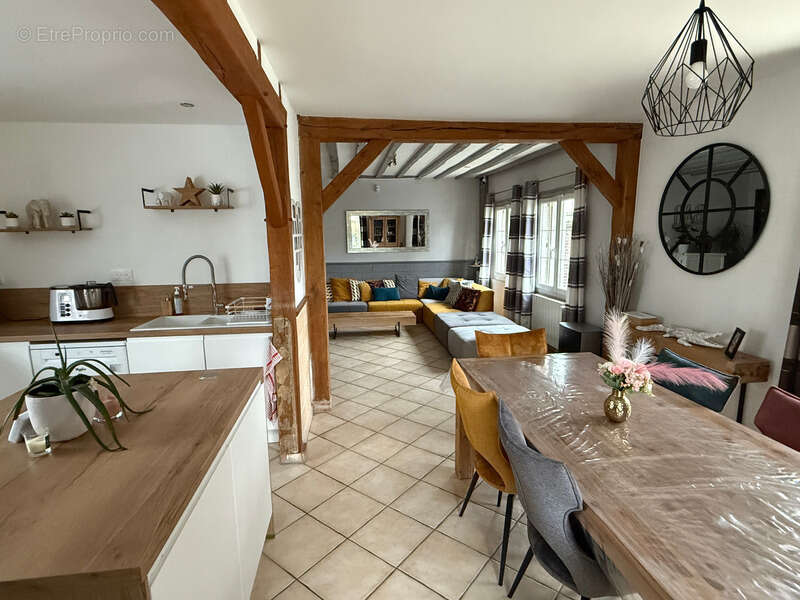 Maison à HENONVILLE