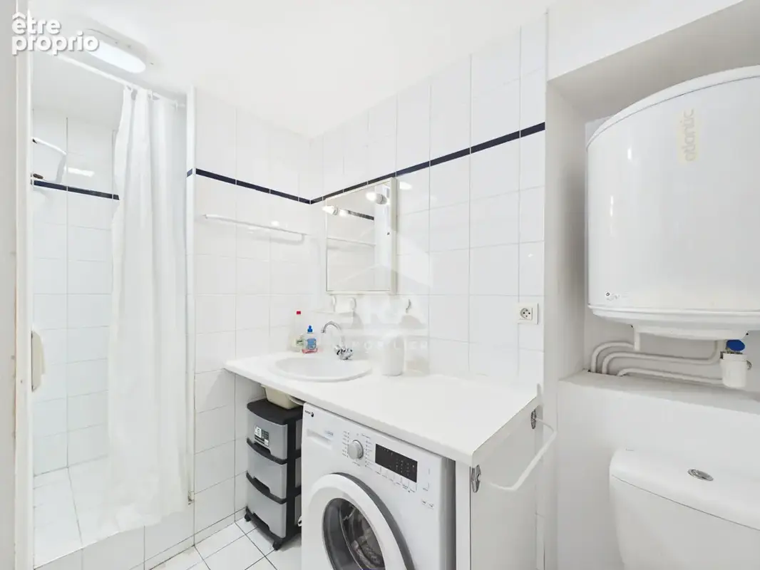 Vente - Biarritz Hyper Centre  -  T1 31m² avec Belle Terrasse Sud de 11m² - photo 5