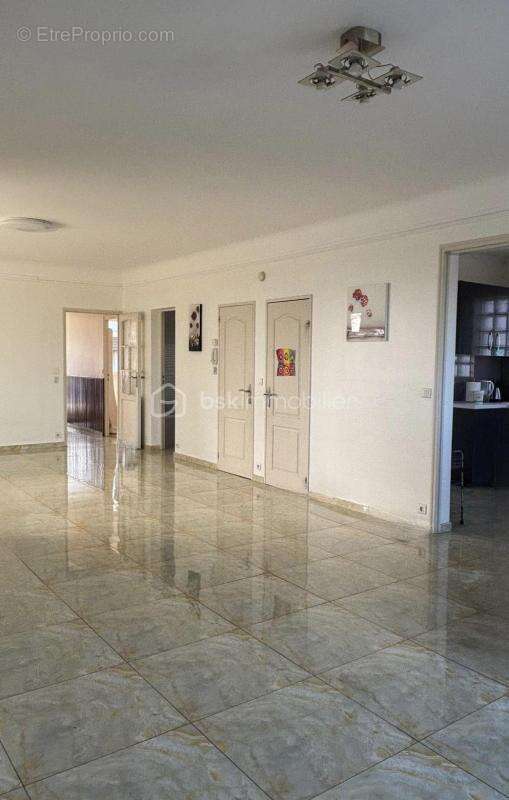 Maison à NEUILLY-PLAISANCE