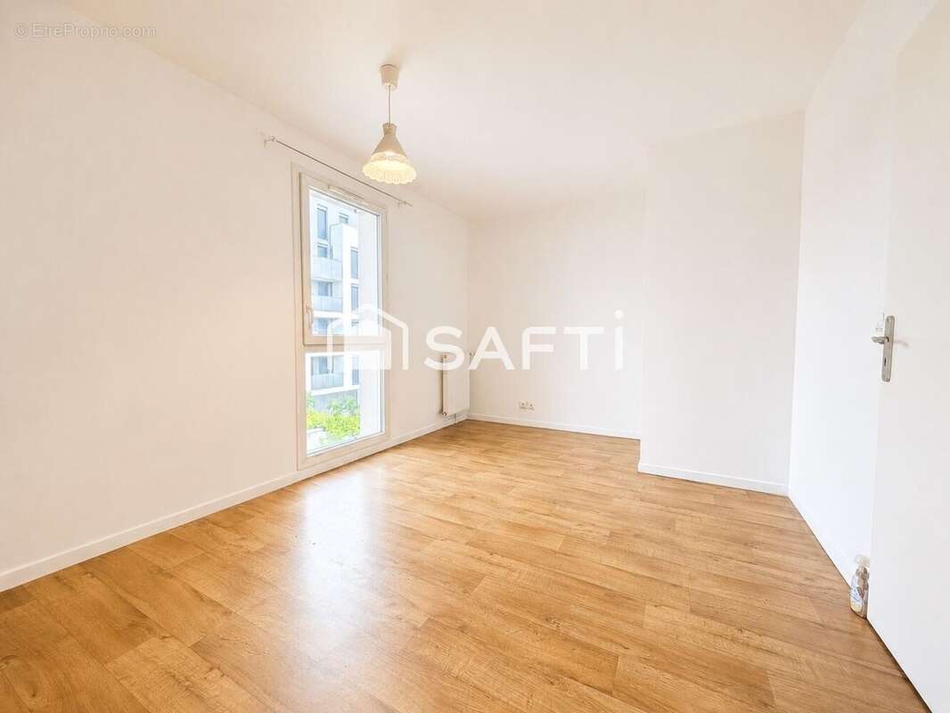 Photo 8 - Appartement à BOBIGNY