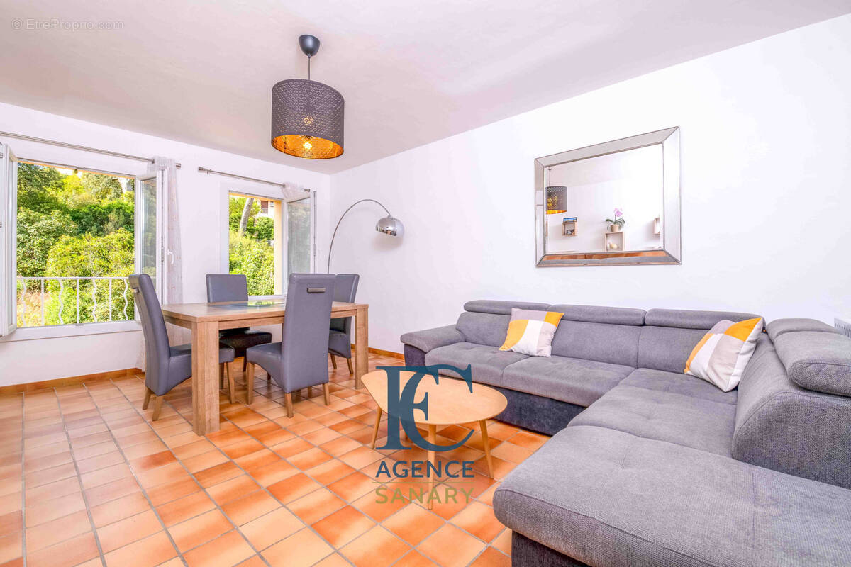 Appartement à SANARY-SUR-MER
