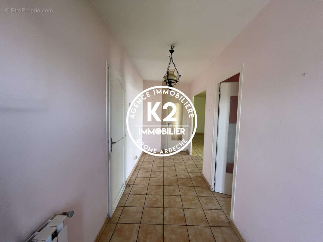 Maison à MONTELIMAR