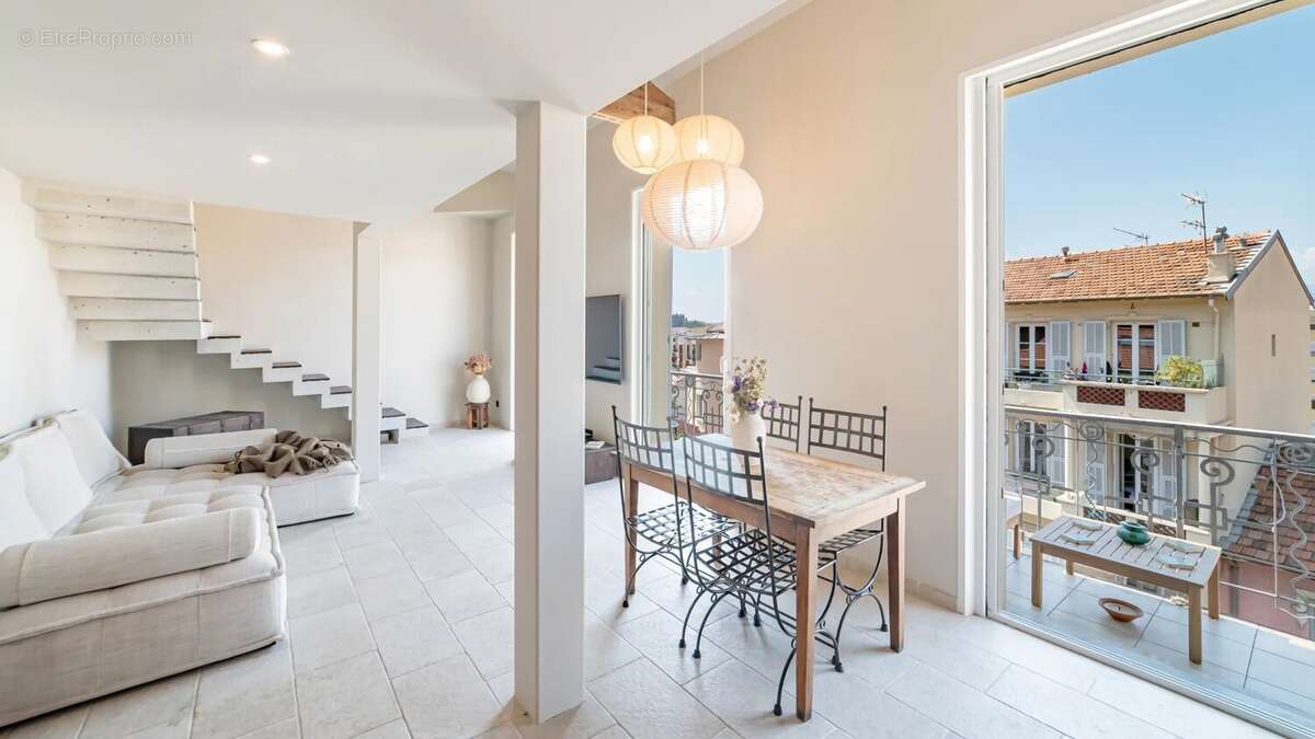 Appartement à NICE