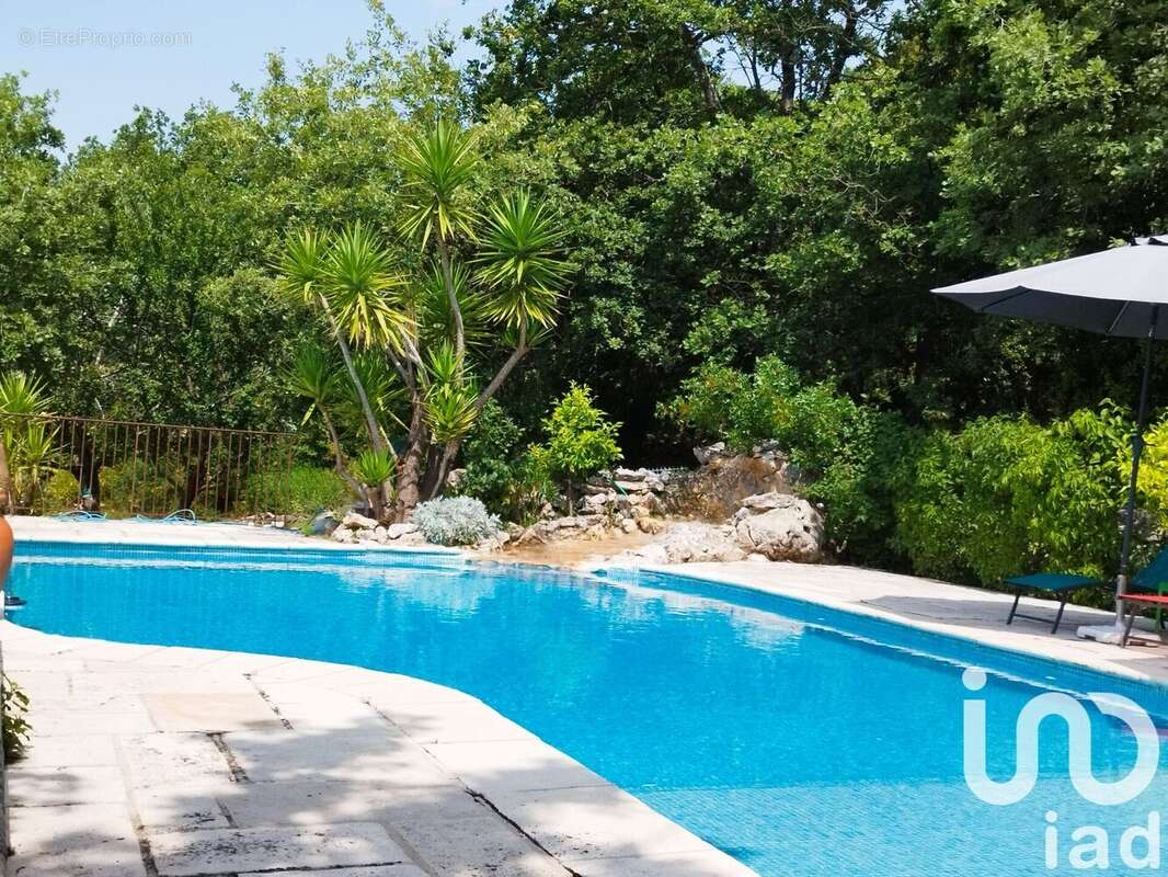 Photo 3 - Maison à SAINT-CEZAIRE-SUR-SIAGNE