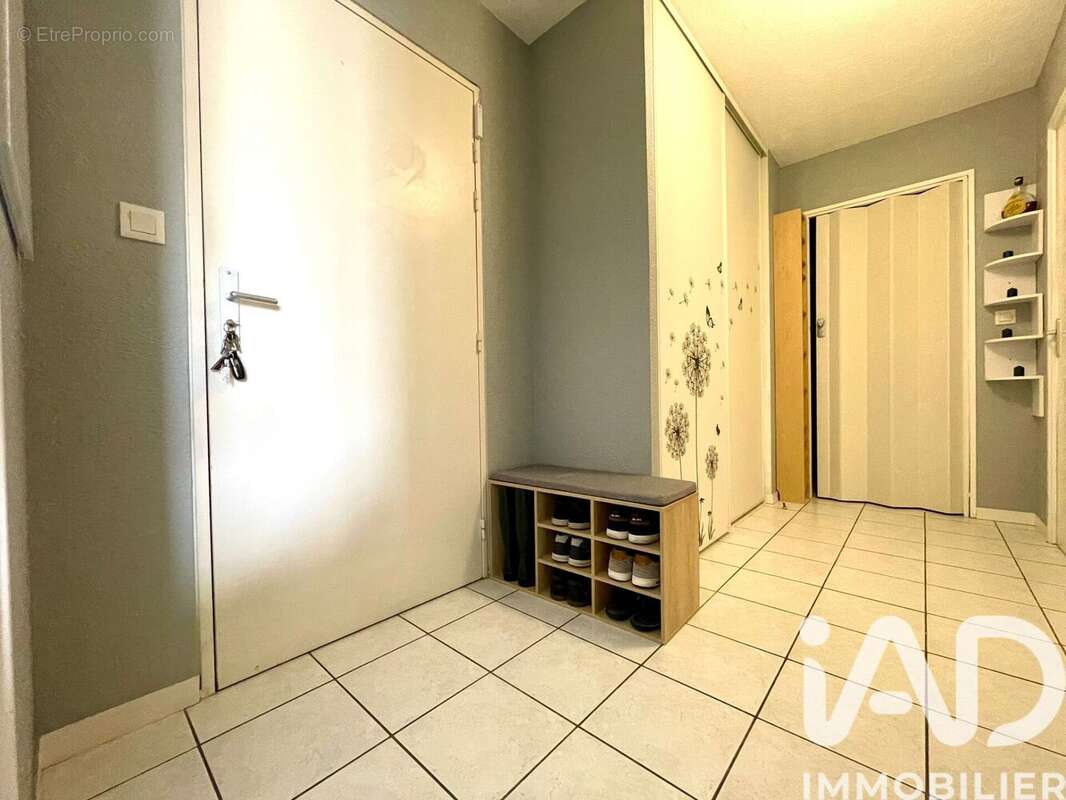 Photo 8 - Appartement à MONTEREAU-FAULT-YONNE
