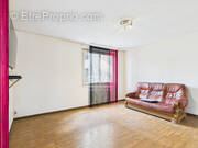 Appartement à ONET-LE-CHATEAU