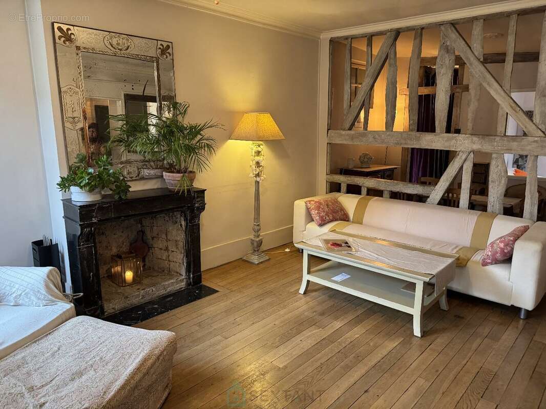 Appartement à VERSAILLES