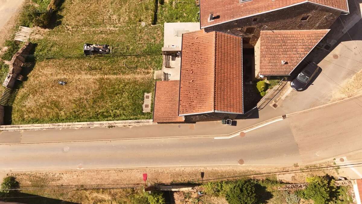 VILLECLOYE Charmante maison de village avec jardin, garage et terrasse couverte - photo 18