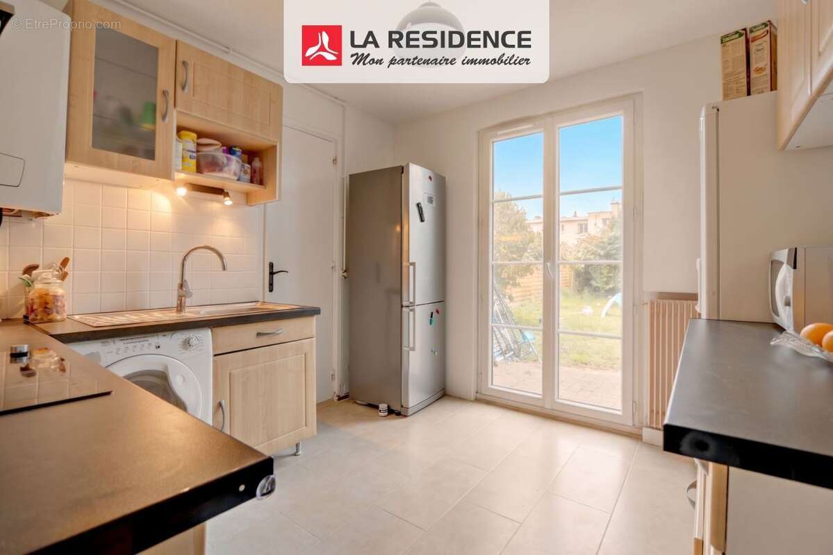 Maison 135 m² à Beauchamp  - photo 3