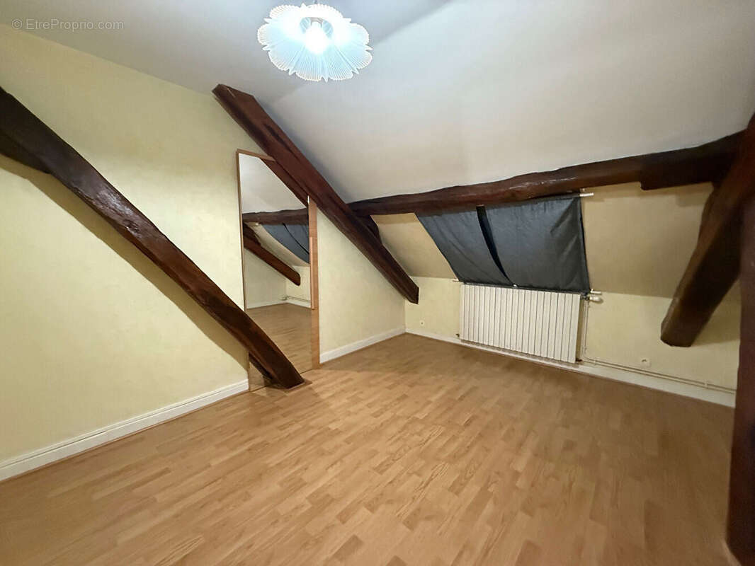 Maison à MENETOU-SALON