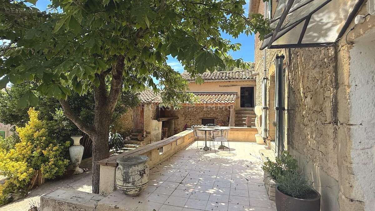 Maison à MERINDOL