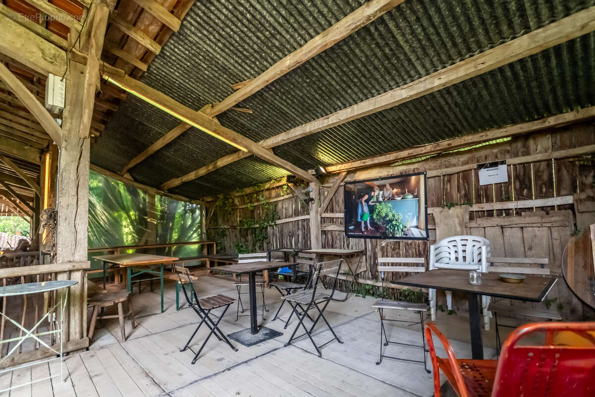 Propriété de campagne avec gîte et piscine - photo 4