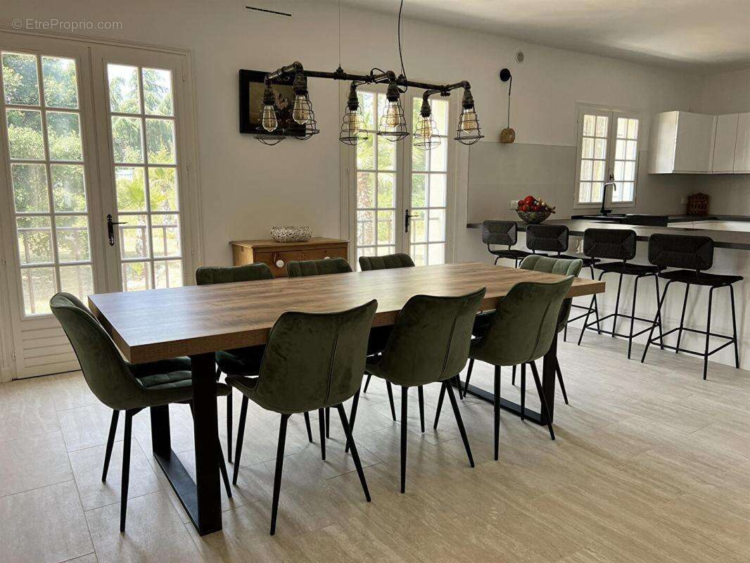 Maison à PEYMEINADE