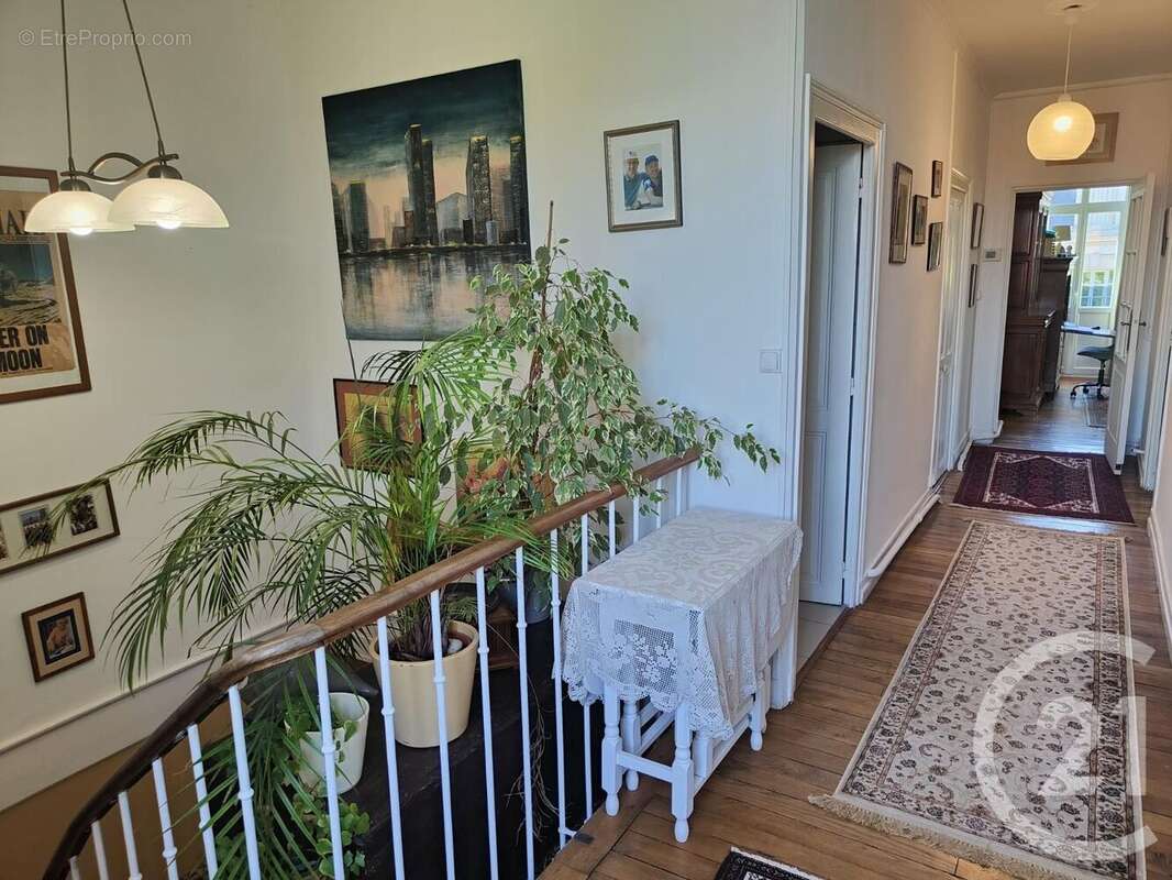 Maison à COSNE-COURS-SUR-LOIRE