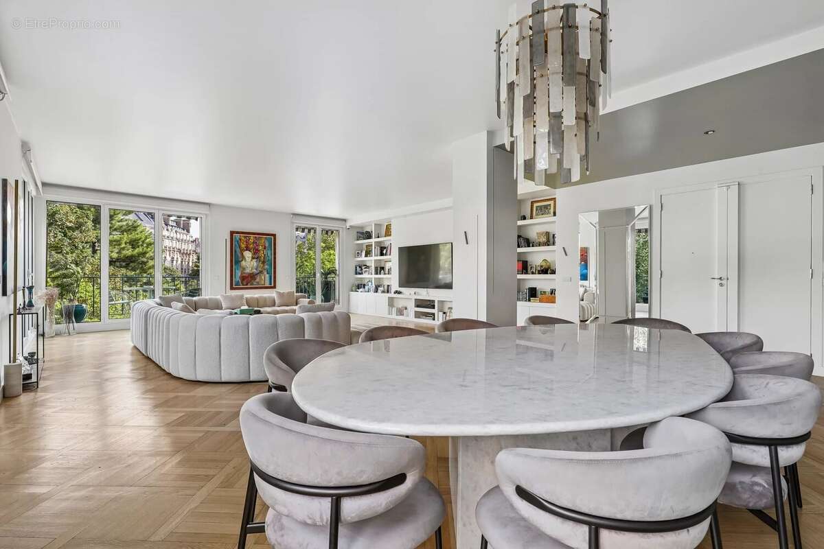 Exclusivité – paris 16e – avenue foch – appartement de prestige avec chambre de service - photo 5