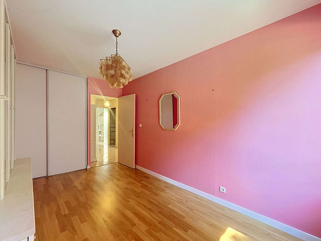 Appartement à CHATILLON