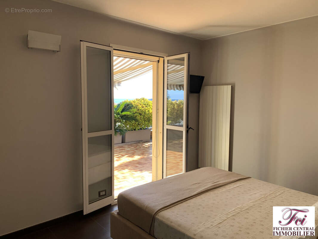 Appartement à MENTON