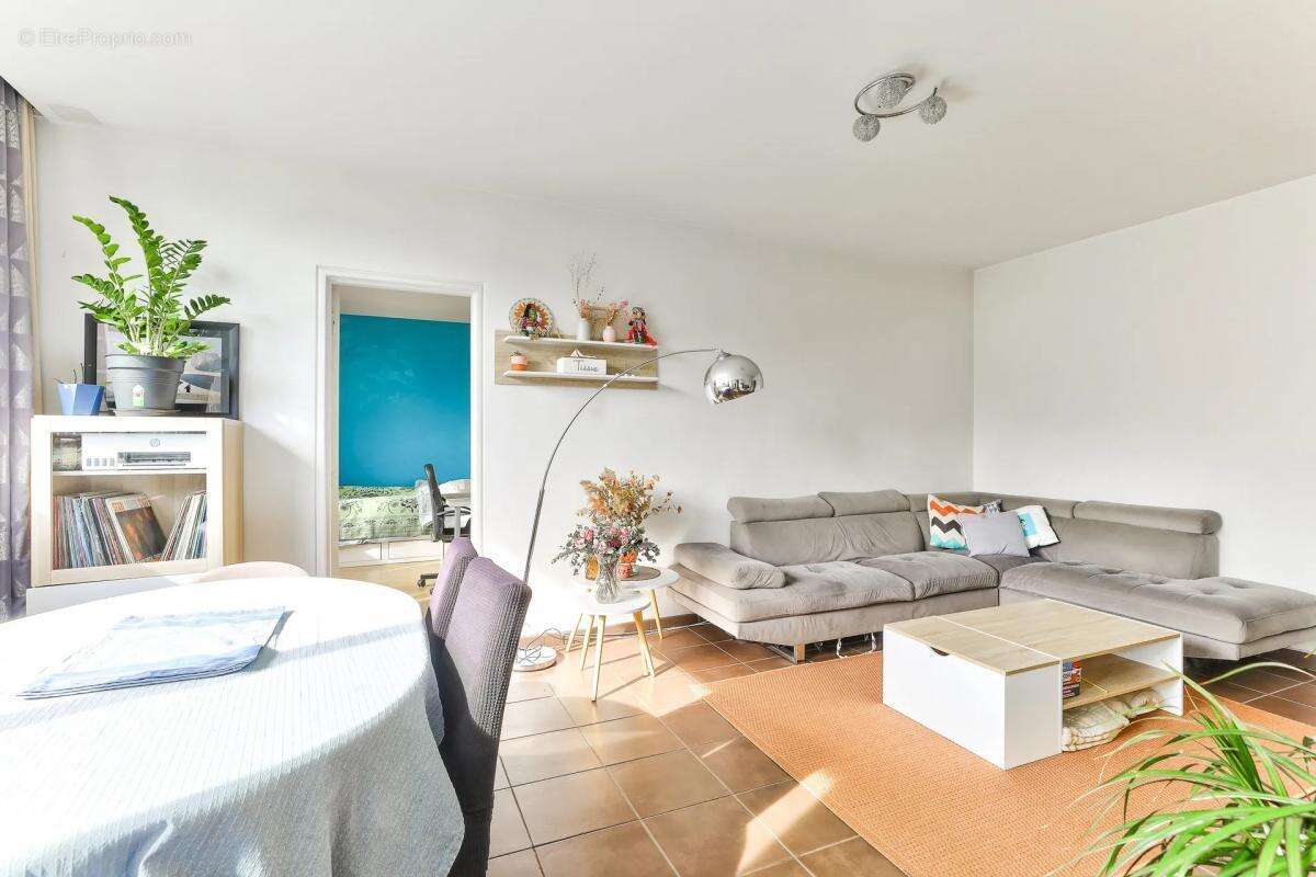 Appartement à GENNEVILLIERS