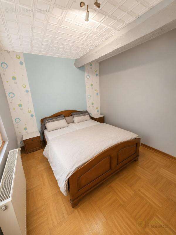 Maison 110 m² à La Sentinelle  - photo 7