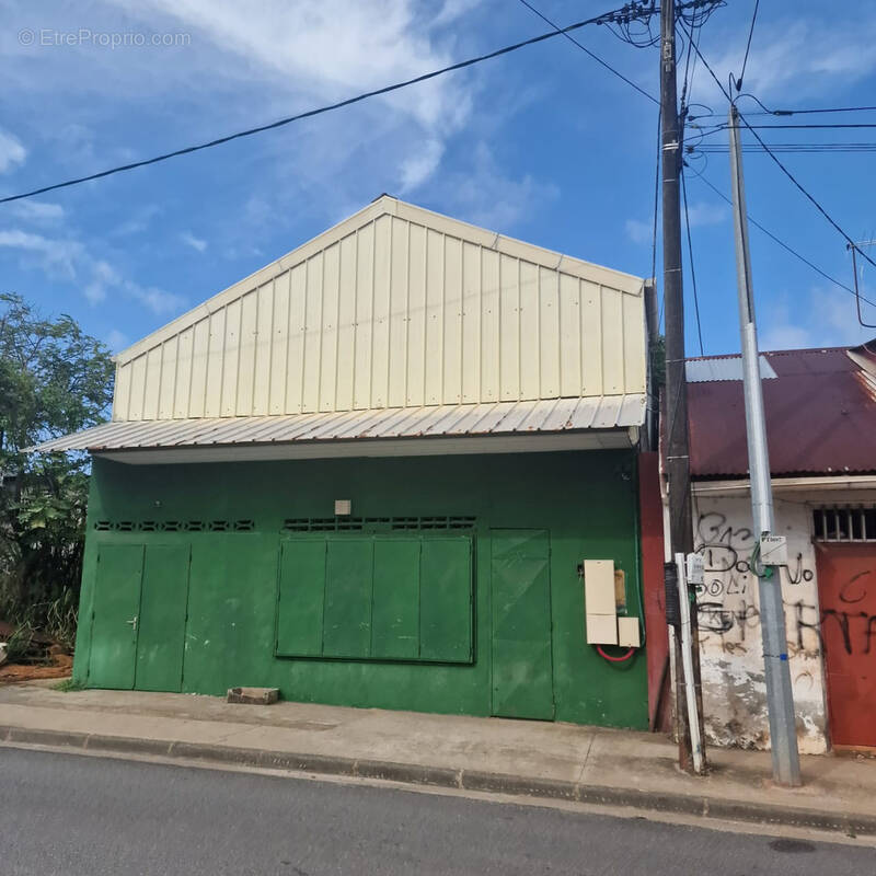 Commerce à CAYENNE