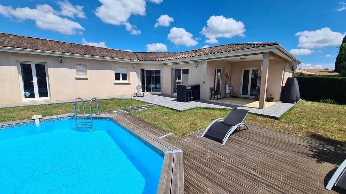 Maison à SAINT-ANDRE-DE-CUBZAC