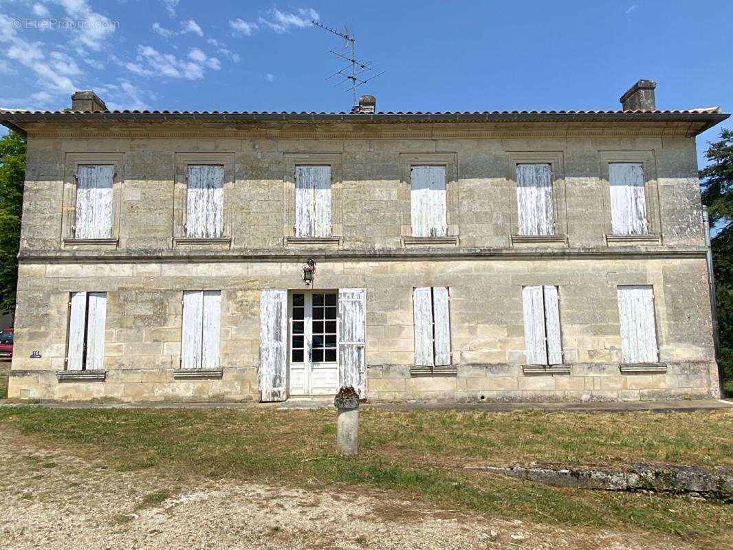Maison à MONTAGNE