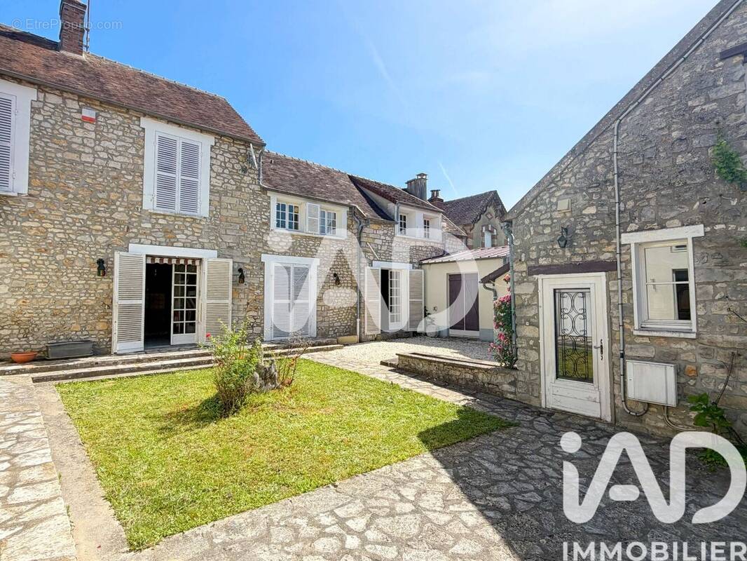 Photo 1 - Maison à GREZ-SUR-LOING