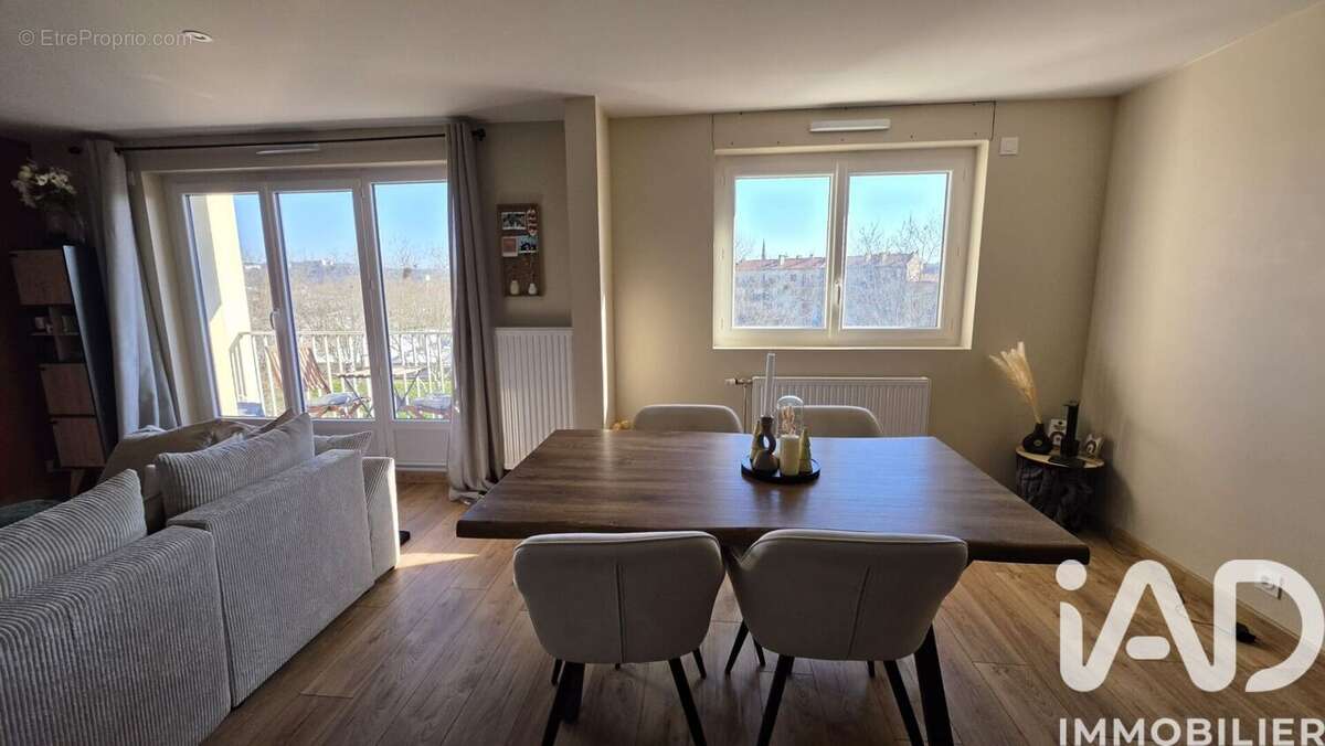 Photo 5 - Appartement à SAINT-ETIENNE