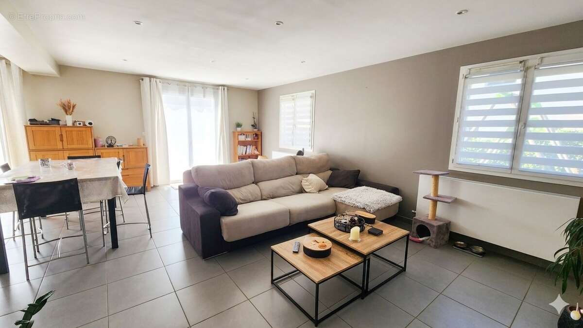 A Vendre maison individuelle - hameau proche Chilly - photo 5
