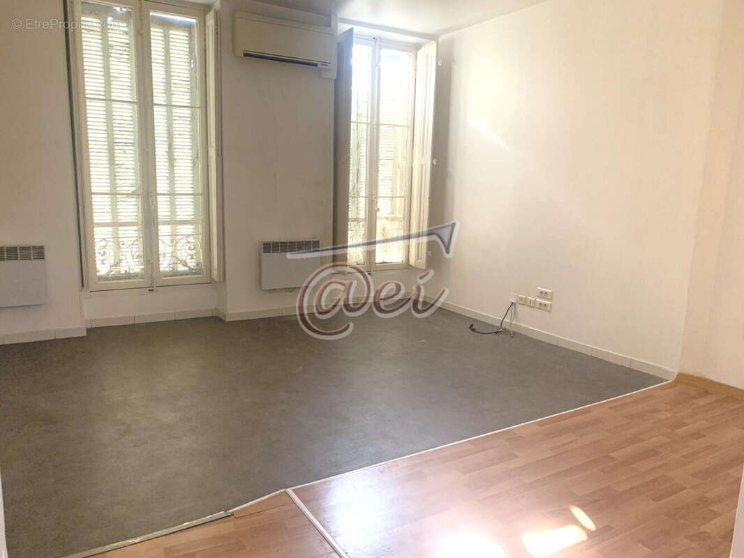 Appartement à SAINT-MAXIMIN-LA-SAINTE-BAUME