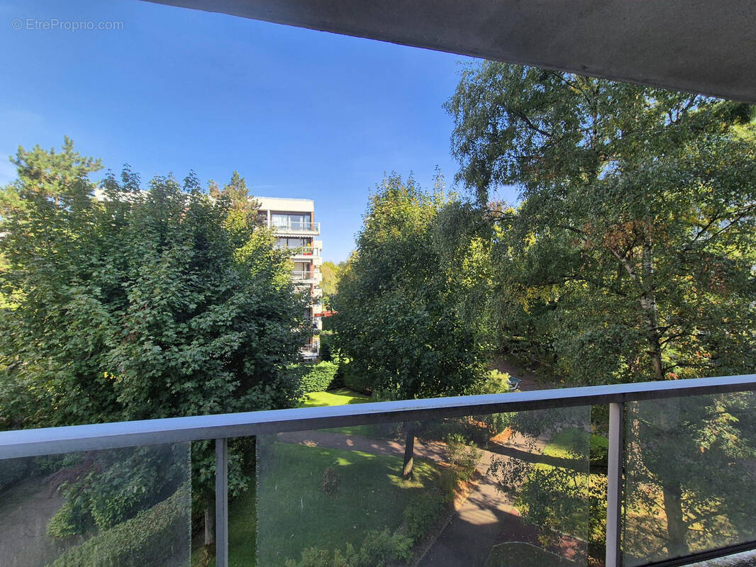 Appartement à JOUY-EN-JOSAS