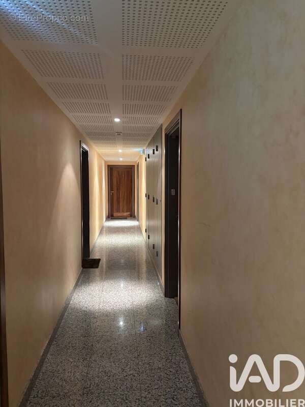 Photo 2 - Appartement à LA ROQUEBRUSSANNE