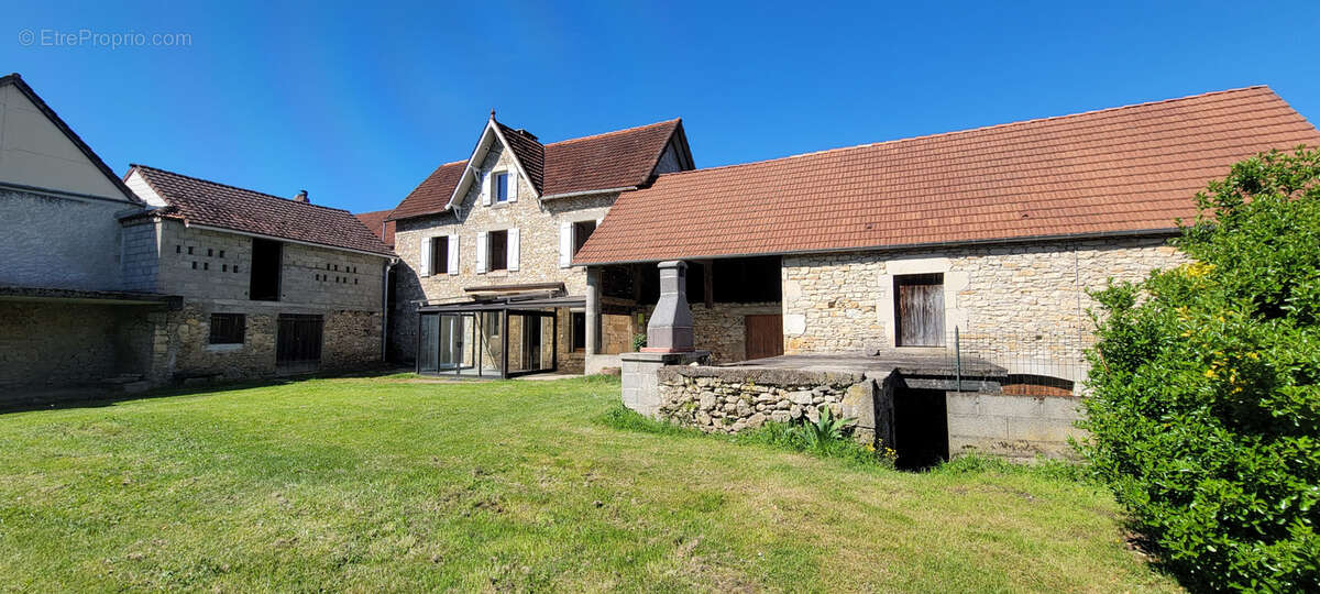 Maison à PUYBRUN