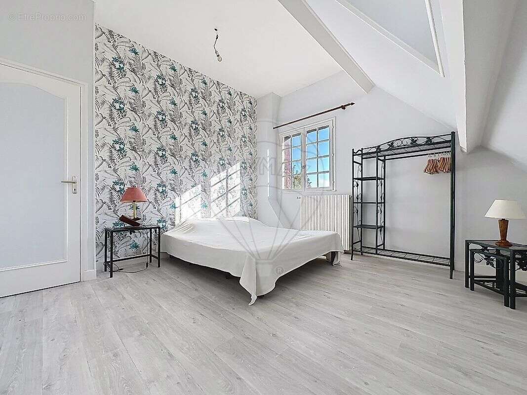 Maison à SAINT-VALERIEN