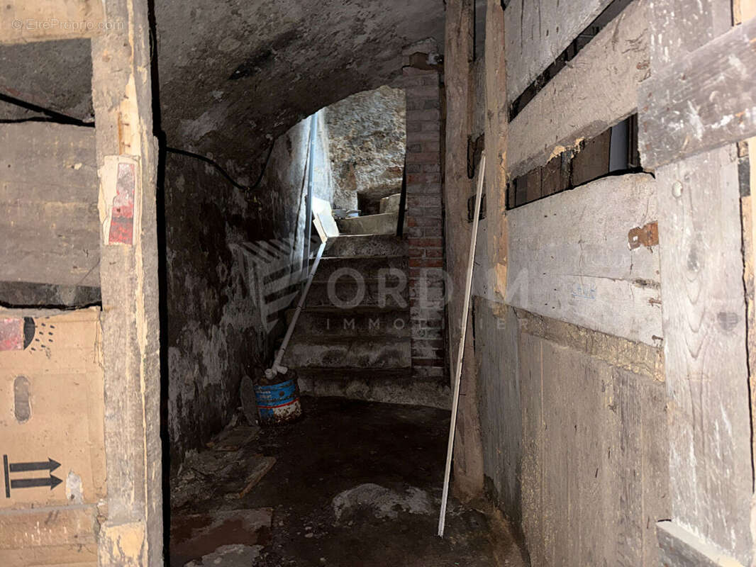 Immeuble de rapport à Cosne Cours Sur Loire - Rentabilité brute actuelle de 8 % - photo 13