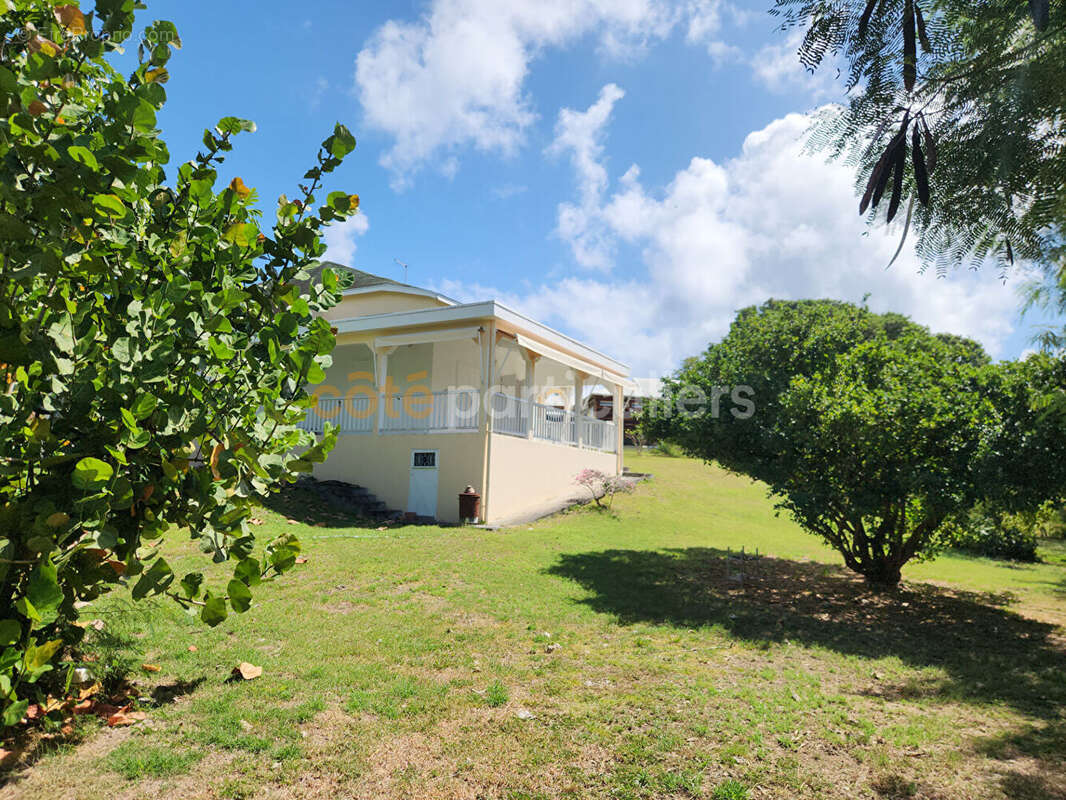 Maison à SAINT-FRANCOIS