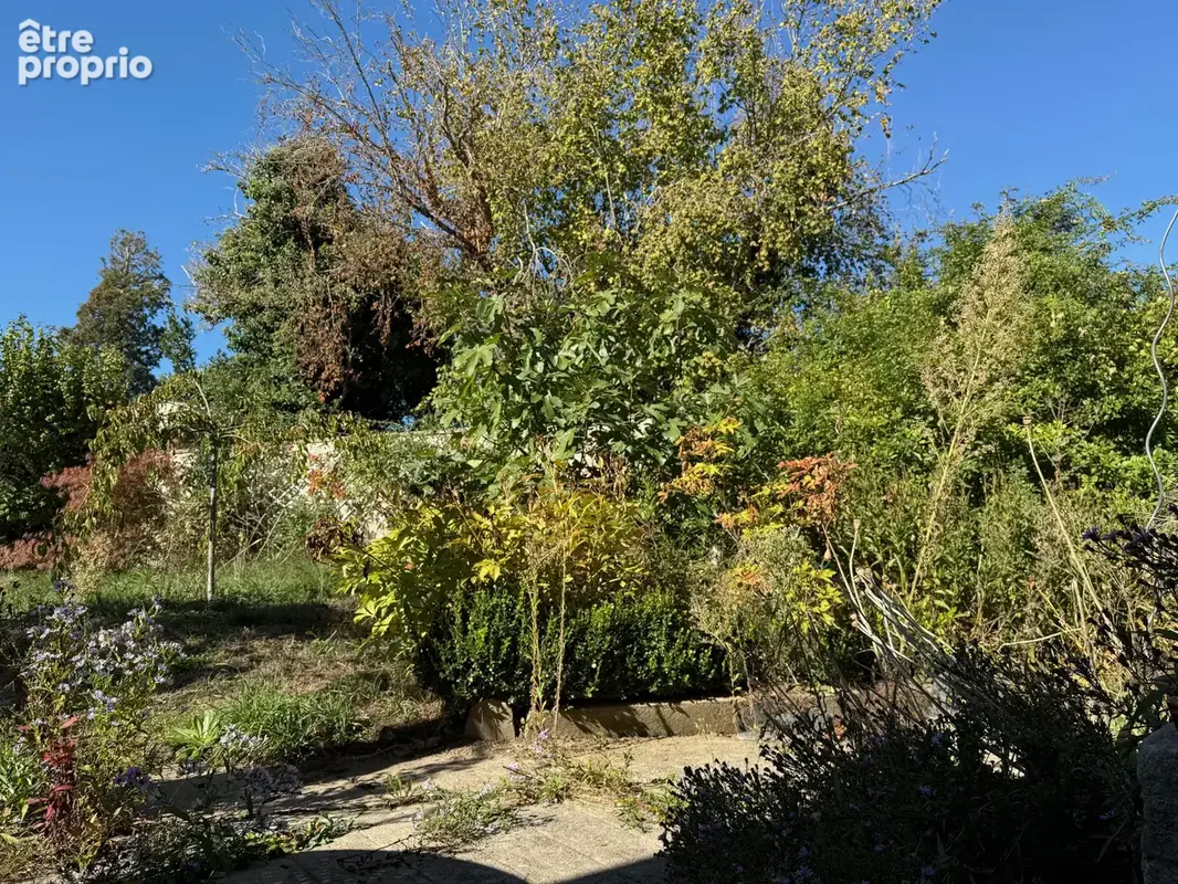 Auv 1234 : Maison rénovée avec jardin et garage à Marcillat, 641m2 - photo 72