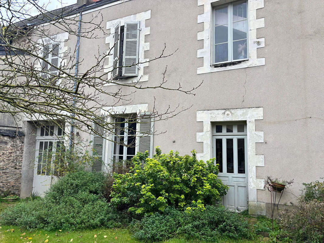 Maison à CHATEAU-GONTIER