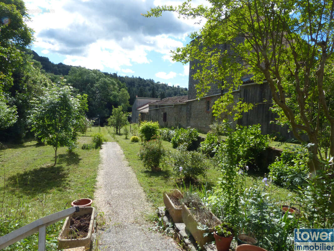Maison à LAMALOU-LES-BAINS