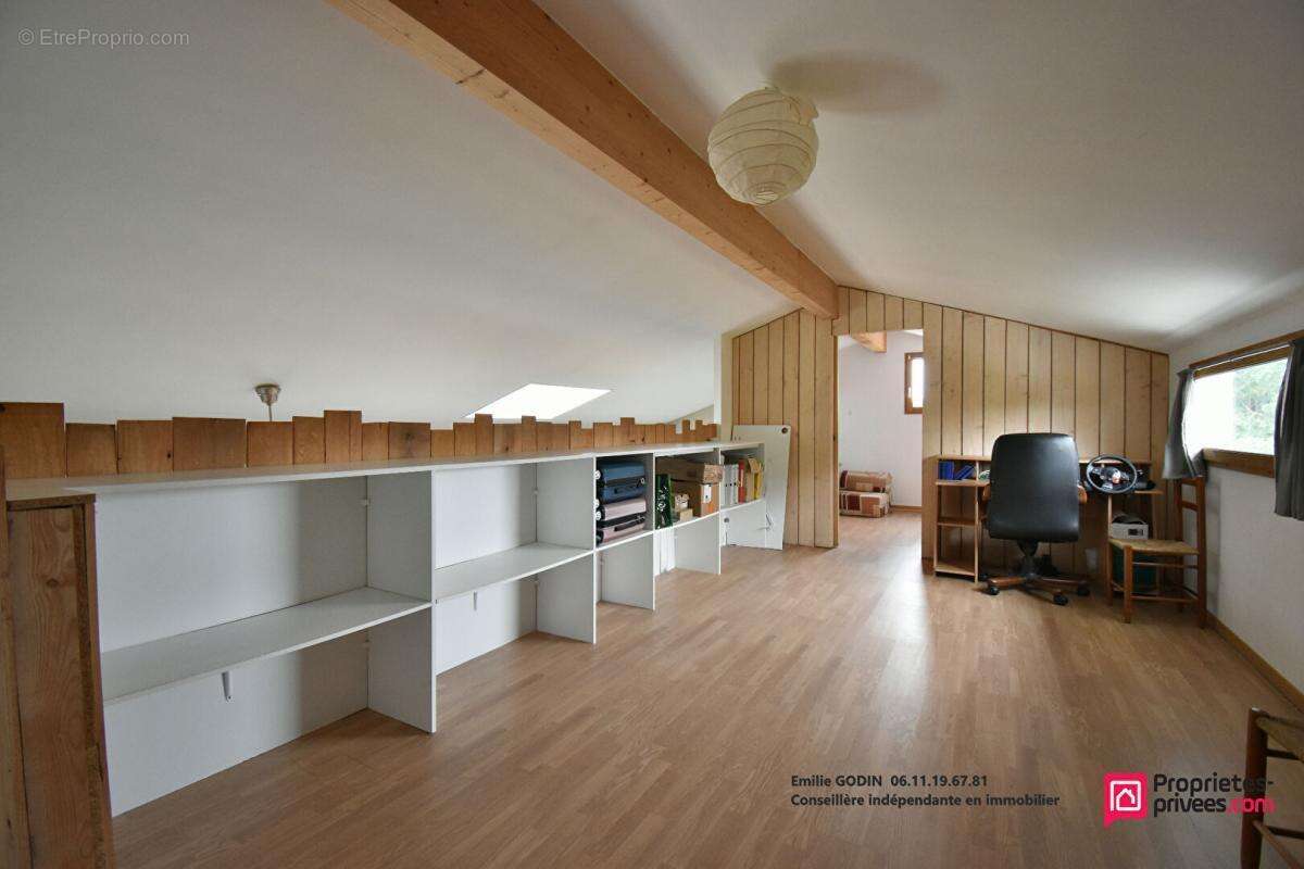 Maison à NUEIL-LES-AUBIERS