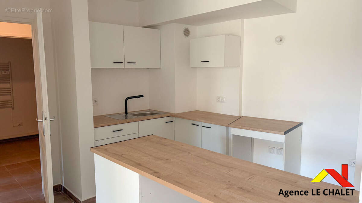 Appartement à VILLENEUVE-LE-ROI