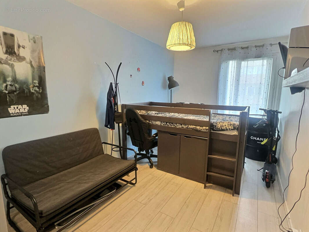 Appartement à THIAIS