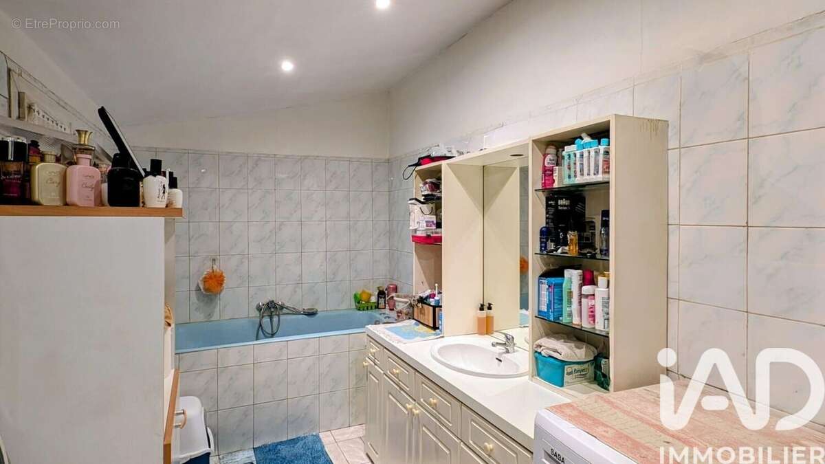 Photo 6 - Maison à NEUILLY-SAINT-FRONT