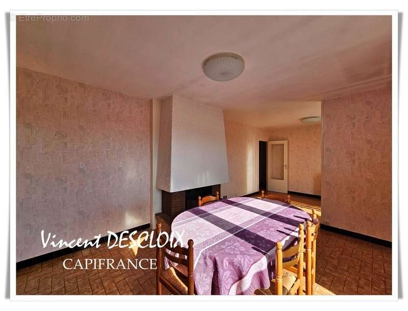 Maison à MONTSAUCHE-LES-SETTONS