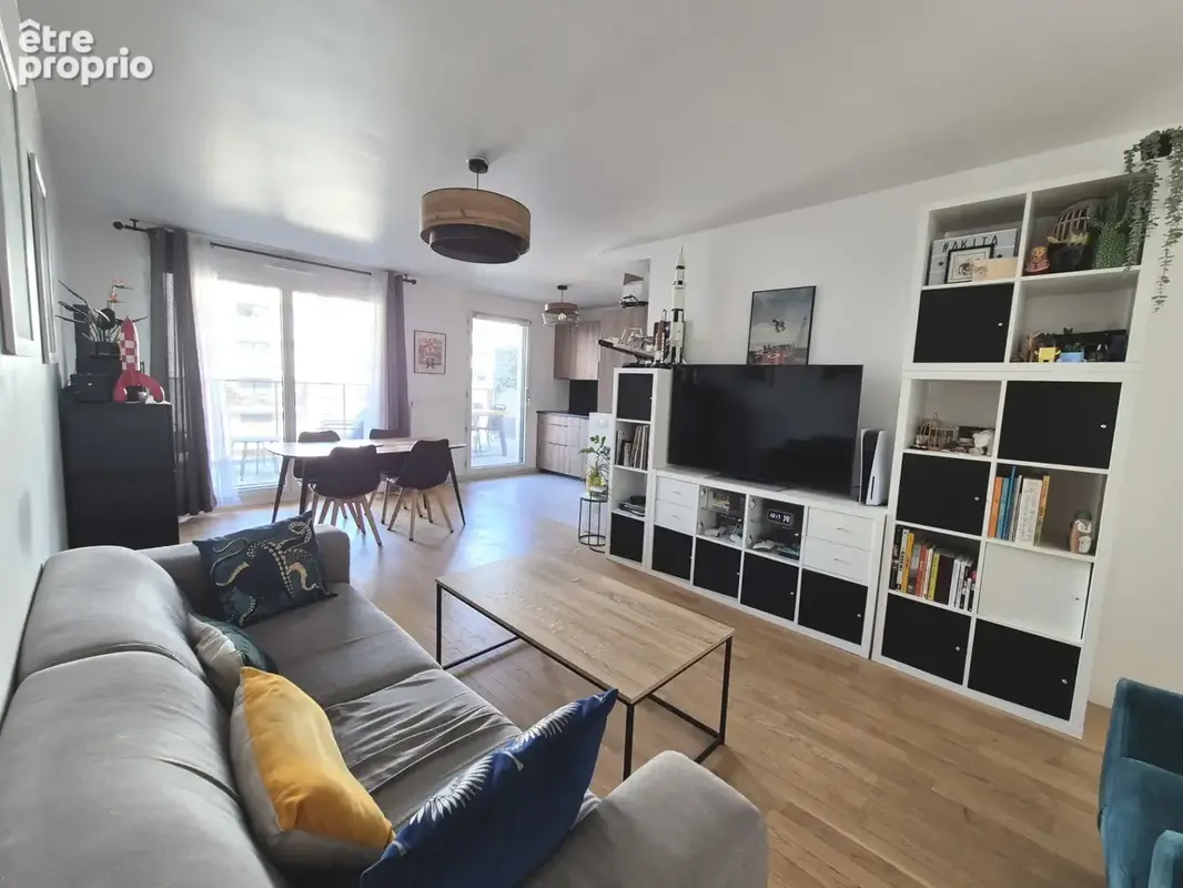 Appartement à AUBERVILLIERS